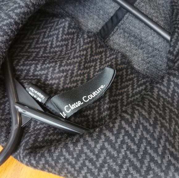 La Classe Couture Women's Jacket SM - Picture 4 of 5